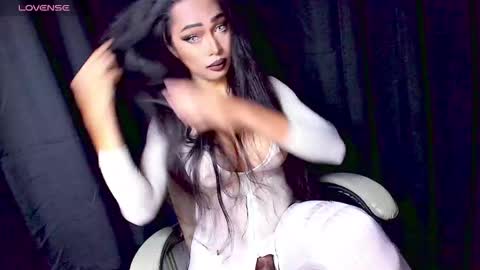 April online show from March 23, 2026, 10:58 pm