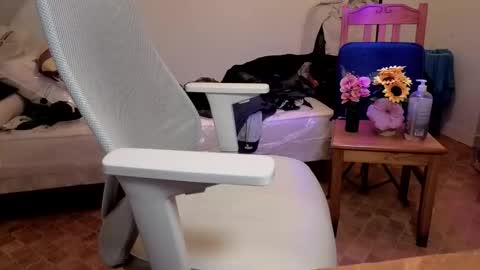 Vincent Vega online show from March 23, 2026, 7:29 pm