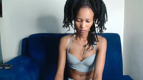 sexymaxxine online show from March 4, 2026, 10:27 pm