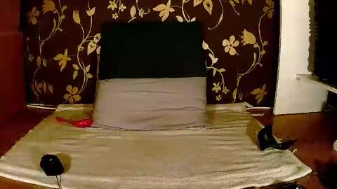 Snapshot of sexymayagold chatting on January 9, 2026, 6:10 pm Squirty Maya Gold online show from January 9, 2026, 6:10 pm