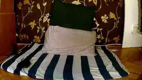 Snapshot of sexymayagold chatting on February 5, 2026, 6:07 am Squirty Maya Gold online show from February 5, 2026, 6:07 am