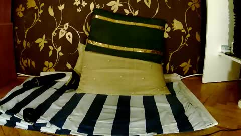 Snapshot of sexymayagold chatting on February 20, 2026, 6:26 am Squirty Maya Gold online show from February 20, 2026, 6:26 am