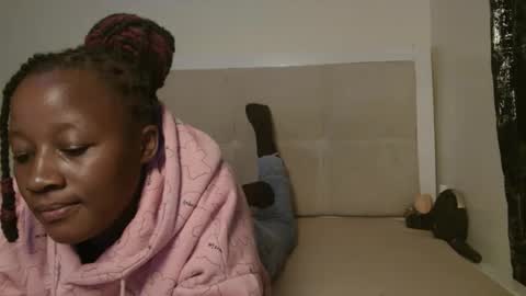 Miss mia online show from October 5, 2025, 7:34 pm