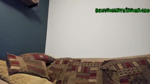 Sexymountainman420 online show from December 25, 2024, 3:40 am