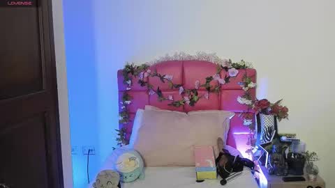 N A F online show from October 27, 2025, 7:18 pm