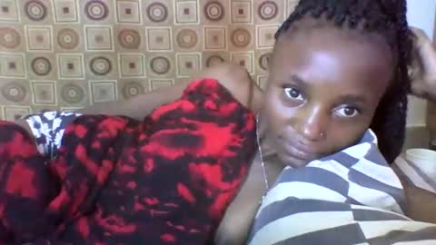 VIVIAN online show from February 9, 2025, 1:25 pm