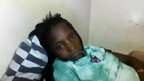 VIVIAN online show from February 18, 2025, 10:36 pm