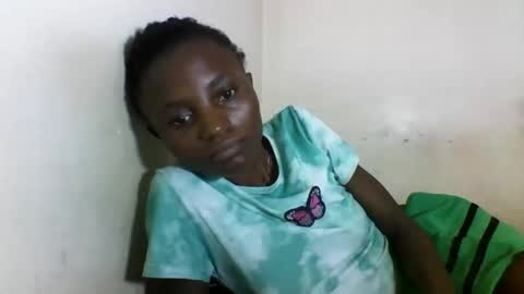 VIVIAN online show from February 20, 2025, 8:50 am