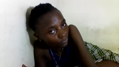 VIVIAN online show from March 2, 2025, 5:47 pm