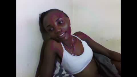 VIVIAN online show from March 9, 2025, 6:50 am