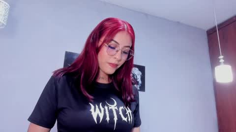 Snapshot of sexynova_93 chatting on May 27, 2026, 8:06 pm sexynova 93 online show from May 27, 2026, 8:06 pm