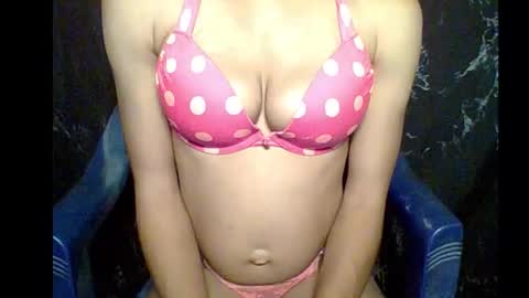 Snapshot of sexypussy000 chatting on February 8, 2026, 11:41 pm sexypussy000 online show from February 8, 2026, 11:41 pm