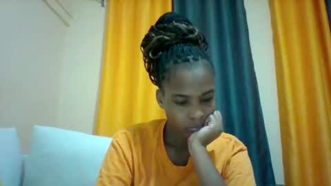 DOVY ACHIENG online show from March 3, 2025, 1:21 am