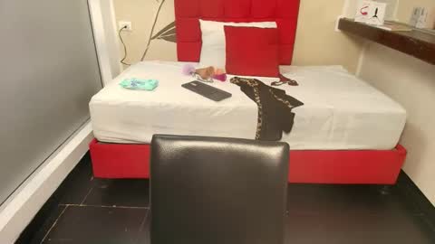 Snapshot of sexyrachel_ chatting on September 12, 2025, 11:54 am R A C H E L online show from September 12, 2025, 11:54 am