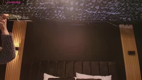 Snapshot of sexyrachel_ chatting on October 15, 2025, 12:05 pm R A C H E L online show from October 15, 2025, 12:05 pm