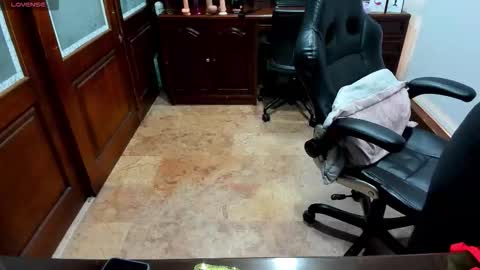 R A C H E L online show from November 24, 2025, 12:16 pm