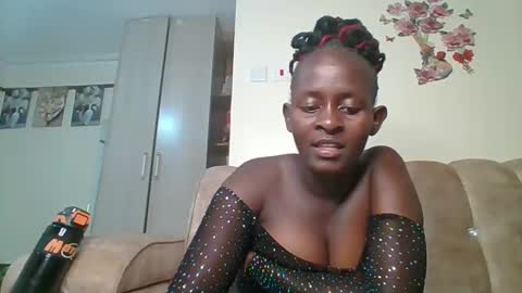 sexyreddebony online show from January 1, 2025, 9:41 pm
