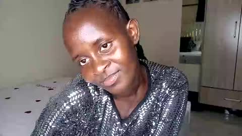 sexyreddebony online show from January 16, 2025, 3:56 pm