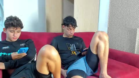 Snapshot of sexys_boys18 chatting on April 25, 2026, 7:44 pm MATIAS-18 THIAHO -18 MAX-19 NICOKALY-19 CAIN-19 MOD ESTEBAN online show from April 25, 2026, 7:44 pm