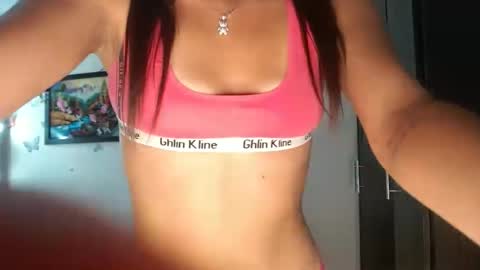 Snapshot of sexyschoolagebabe19 chatting on October 4, 2025, 1:14 am Sofia online show from October 4, 2025, 1:14 am