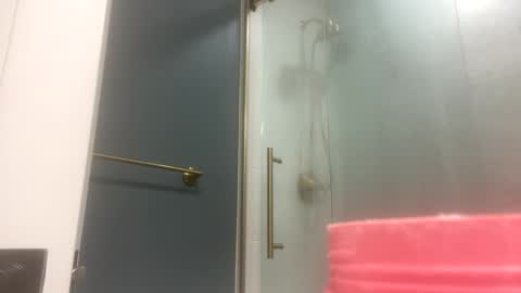 Snapshot of sexyshavenboi chatting on September 27, 2025, 8:08 am sexyshavenboi online show from September 27, 2025, 8:08 am