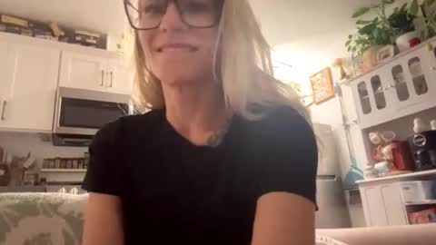 Snapshot of sexytiff6 chatting on October 24, 2025, 5:48 am sexytiff6 online show from October 24, 2025, 5:48 am