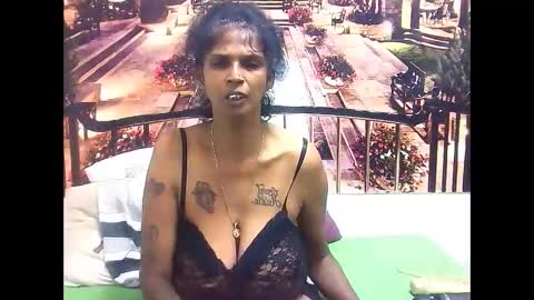 sexyva4u2luv online show from February 26, 2025, 7:38 pm