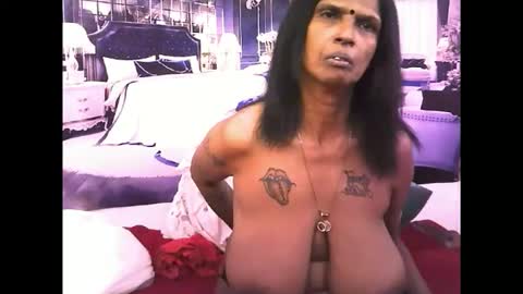 sexyva4u2luv online show from November 15, 2025, 12:08 am