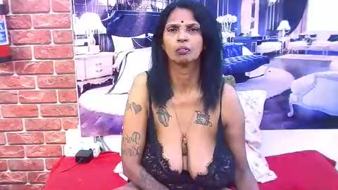 sexyva4u2luv online show from February 7, 2026, 7:06 pm