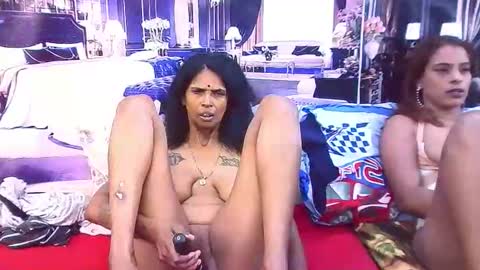 sexyva4u2luv online show from February 11, 2026, 7:52 pm