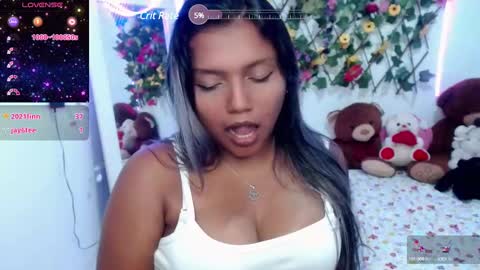 sexyvaldiry online show from January 10, 2025, 12:17 am