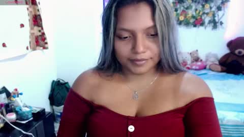 sexyvaldiry online show from February 4, 2025, 9:52 pm