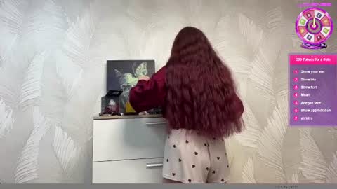 sexyvaleriya online show from June 25, 2026, 12:09 pm