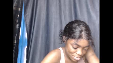 Blue online show from December 4, 2024, 4:49 pm