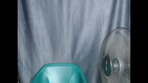 Blue online show from December 9, 2024, 4:26 pm