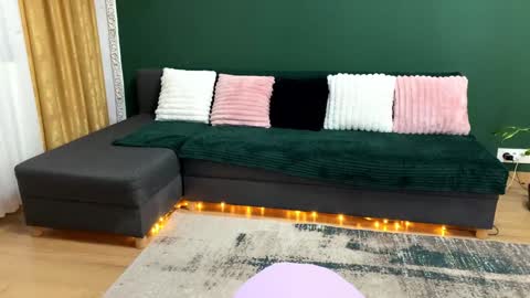 Snapshot of sexyycouple22 chatting on December 3, 2024, 6:59 am Sexycouple online show from December 3, 2024, 6:59 am