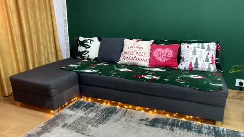 Snapshot of sexyycouple22 chatting on December 28, 2024, 7:55 am Sexycouple online show from December 28, 2024, 7:55 am