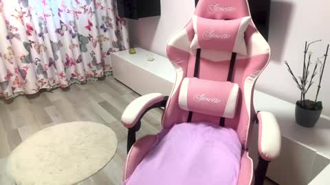 Snapshot of sexyycouple22 chatting on January 23, 2025, 9:08 am Sexycouple online show from January 23, 2025, 9:08 am