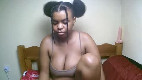 Snapshot of sexyyred_ chatting on February 24, 2026, 9:57 pm sexyyred_ online show from February 24, 2026, 9:57 pm