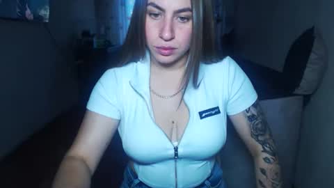 Snapshot of sexyyuliia777 chatting on September 12, 2025, 5:40 am Yuliia online show from September 12, 2025, 5:40 am