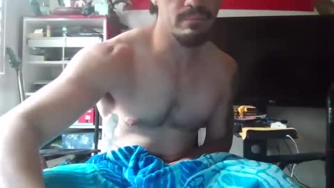 sfdude2023 online show from September 12, 2025, 11:48 pm