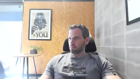 Snapshot of shad0w_hunter chatting on January 20, 2025, 7:57 pm shad0w_hunter online show from January 20, 2025, 7:57 pm