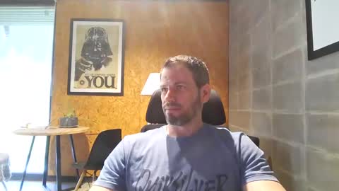 Snapshot of shad0w_hunter chatting on February 12, 2025, 2:21 pm shad0w_hunter online show from February 12, 2025, 2:21 pm