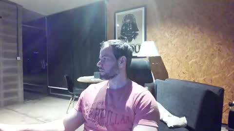 Snapshot of shad0w_hunter chatting on October 30, 2025, 10:32 pm shad0w_hunter online show from October 30, 2025, 10:32 pm