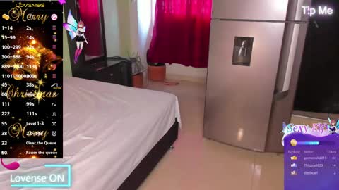 Snapshot of shaddaysmith chatting on December 22, 2024, 2:27 pm Shaday online show from December 22, 2024, 2:27 pm