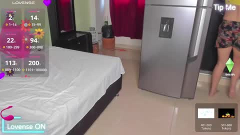 Snapshot of shaddaysmith chatting on September 9, 2025, 11:32 am Shaday online show from September 9, 2025, 11:32 am