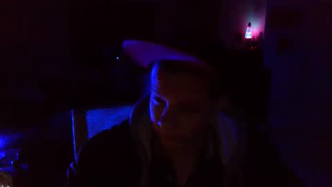 Snapshot of shades455 chatting on March 31, 2026, 2:13 am shades455 online show from March 31, 2026, 2:13 am