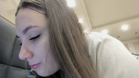 Snapshot of shadow_raffi chatting on December 14, 2024, 3:18 am shadow_raffi online show from December 14, 2024, 3:18 am