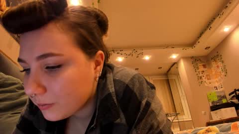 Snapshot of shadow_raffi chatting on November 1, 2025, 3:19 am shadow_raffi online show from November 1, 2025, 3:19 am