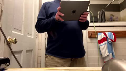 Snapshot of shadystl chatting on January 15, 2025, 4:21 pm shadystl online show from January 15, 2025, 4:21 pm